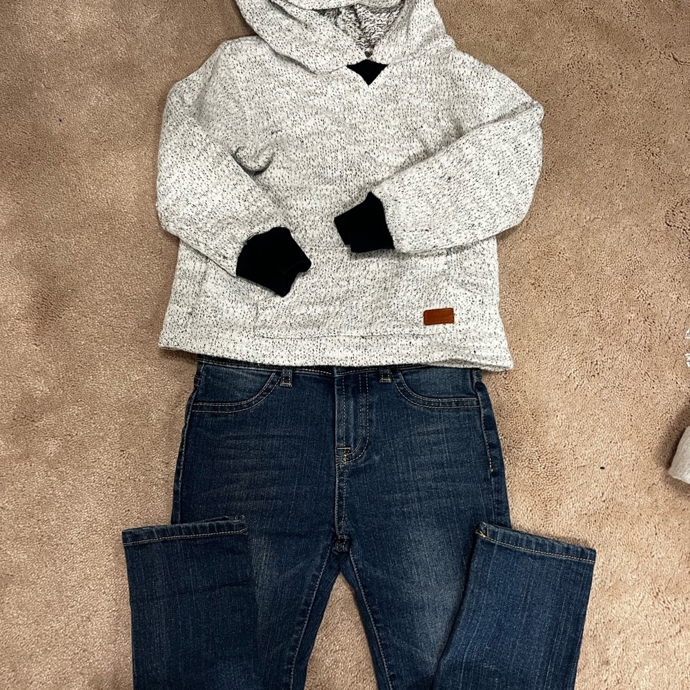 7 For All Mankind Gray Hoodie and Blue Jeans Set